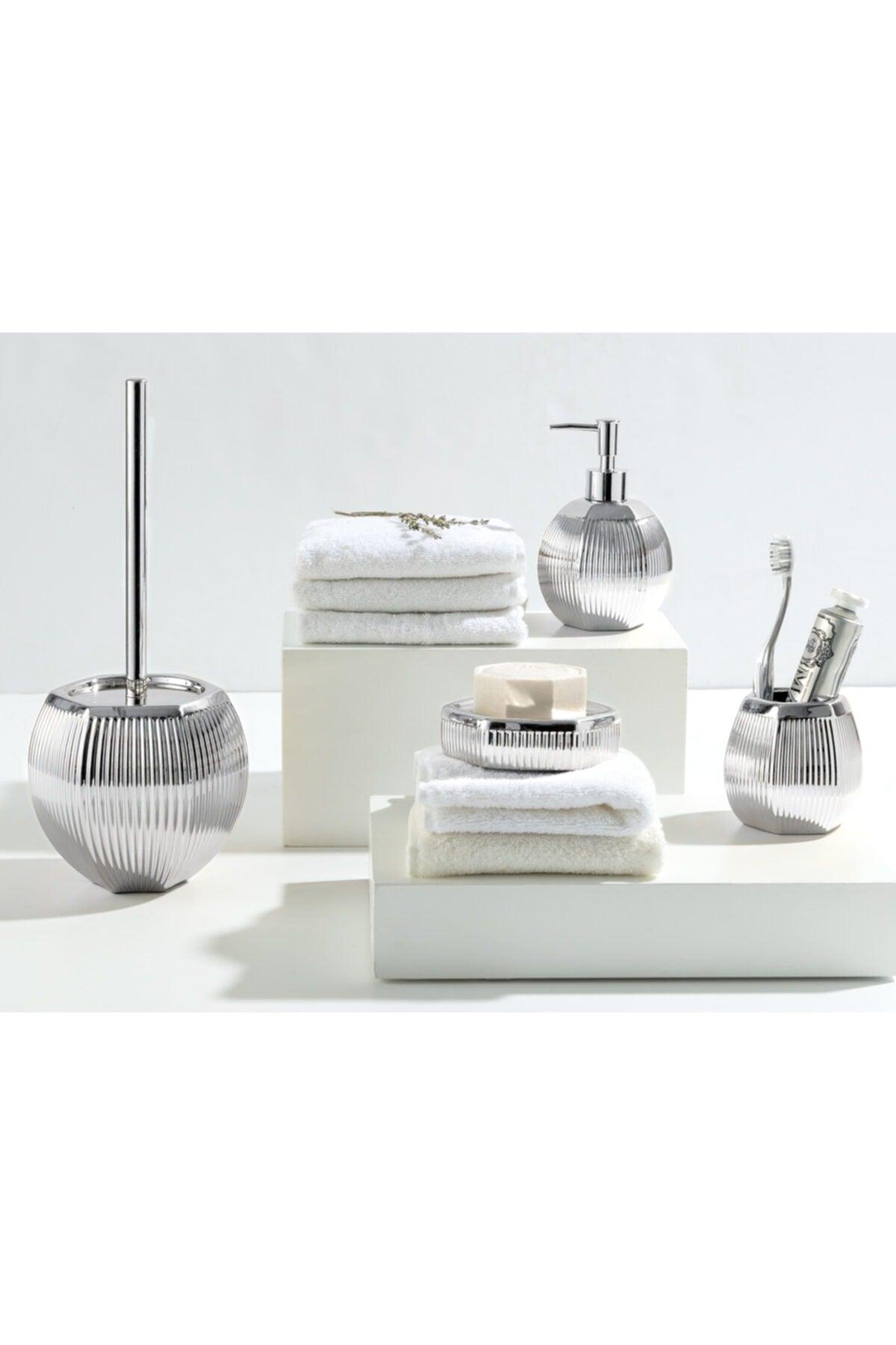 Bonar 4 Piece Bath Set - Silver - Swordslife