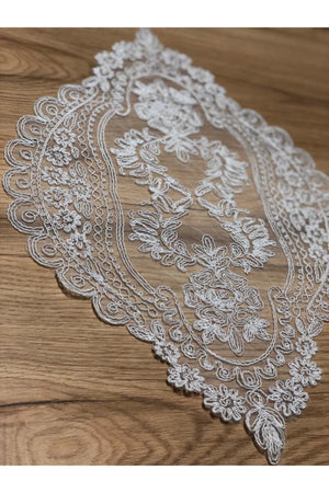Special Embroidered Runner Cream (100x35cm)