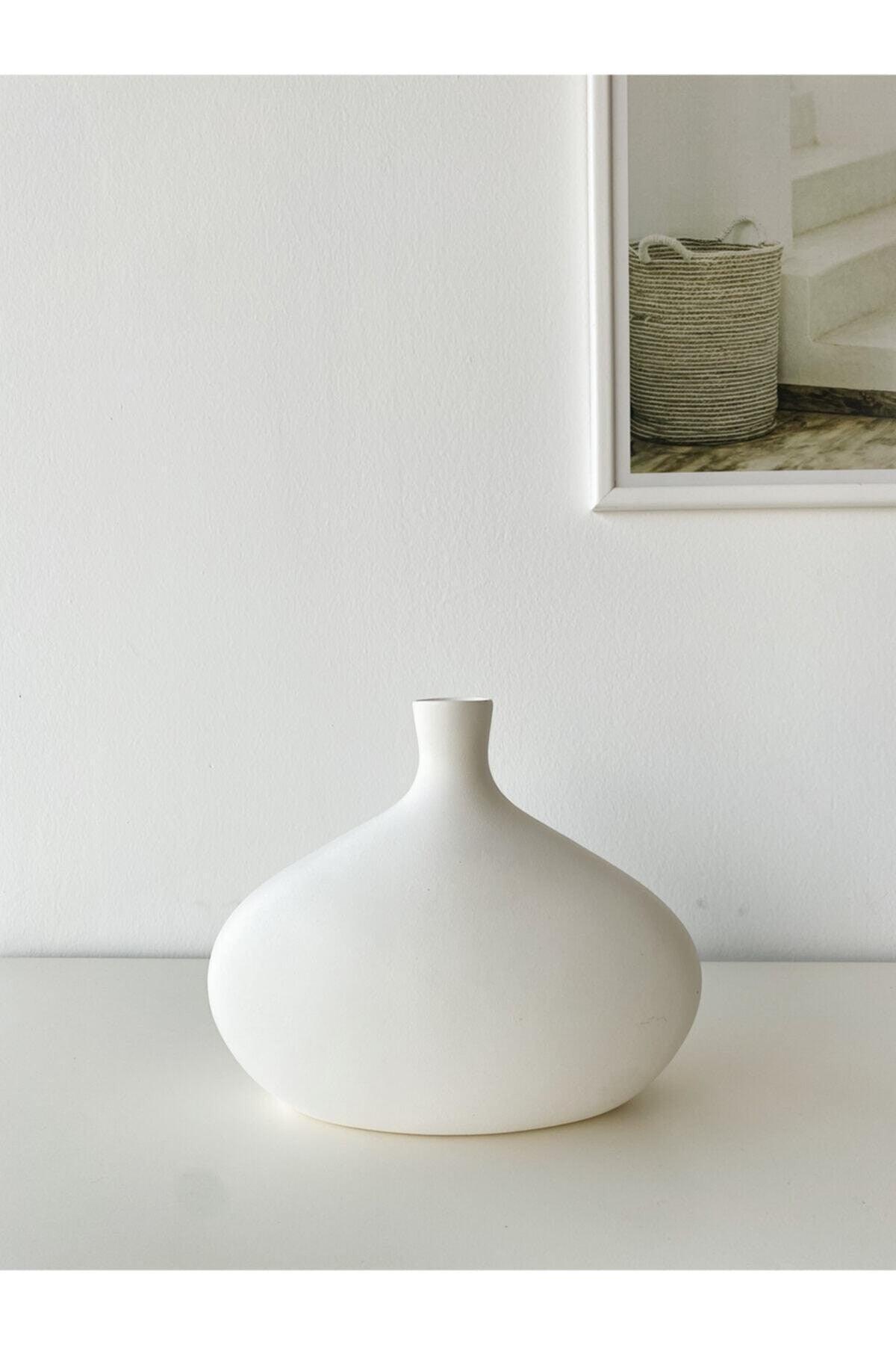 Flaby Ceramic Vase (WHITE) - Swordslife