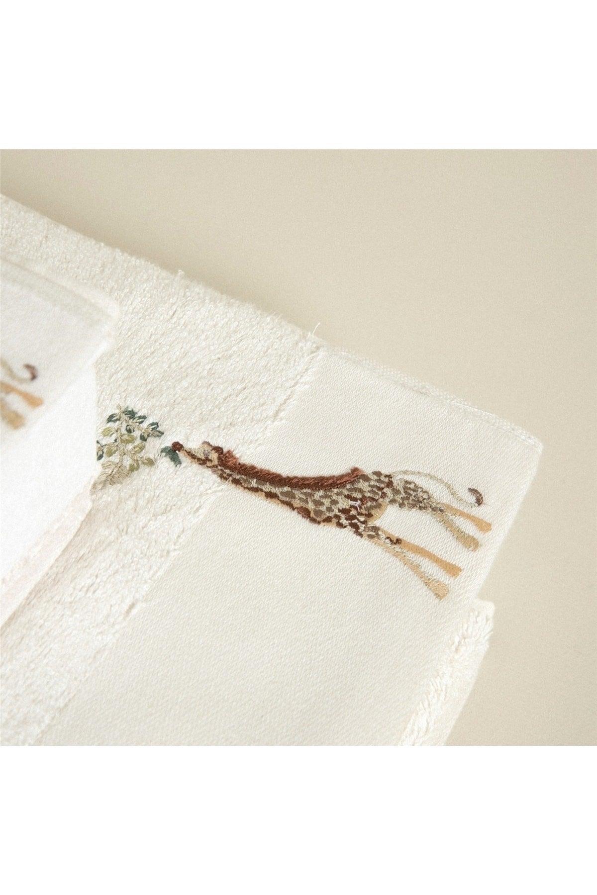 Giraffee Face Towel 50x90 cm Ecru - Swordslife