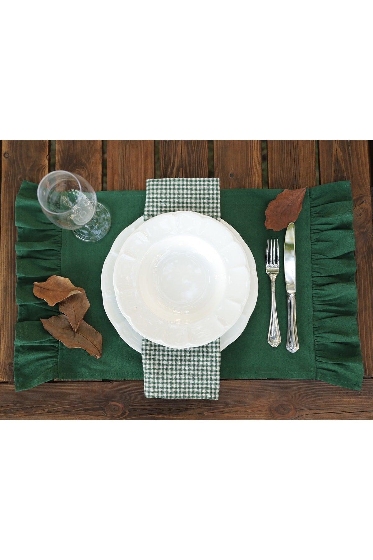 Green Frilly Placemat (4 Pieces 35 X 60 Cm) - Swordslife