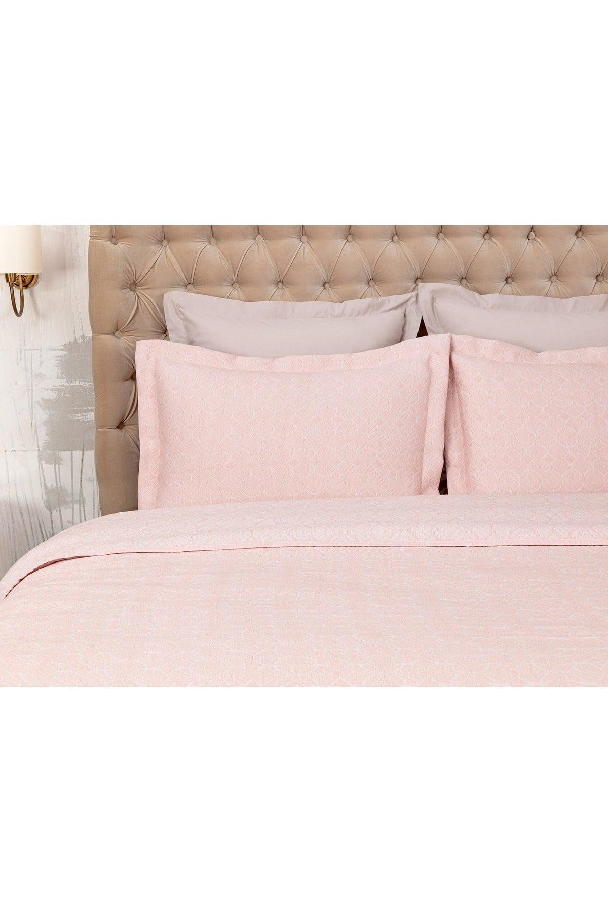 Jolie Double Bedspread - Swordslife