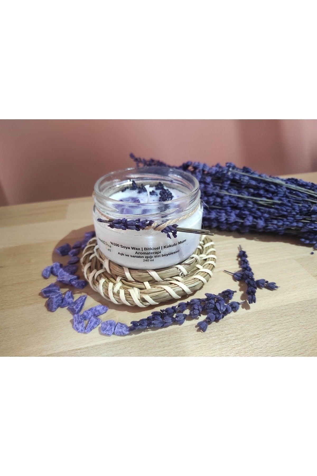 Lavender Breeze Scented Soy Candle - Swordslife