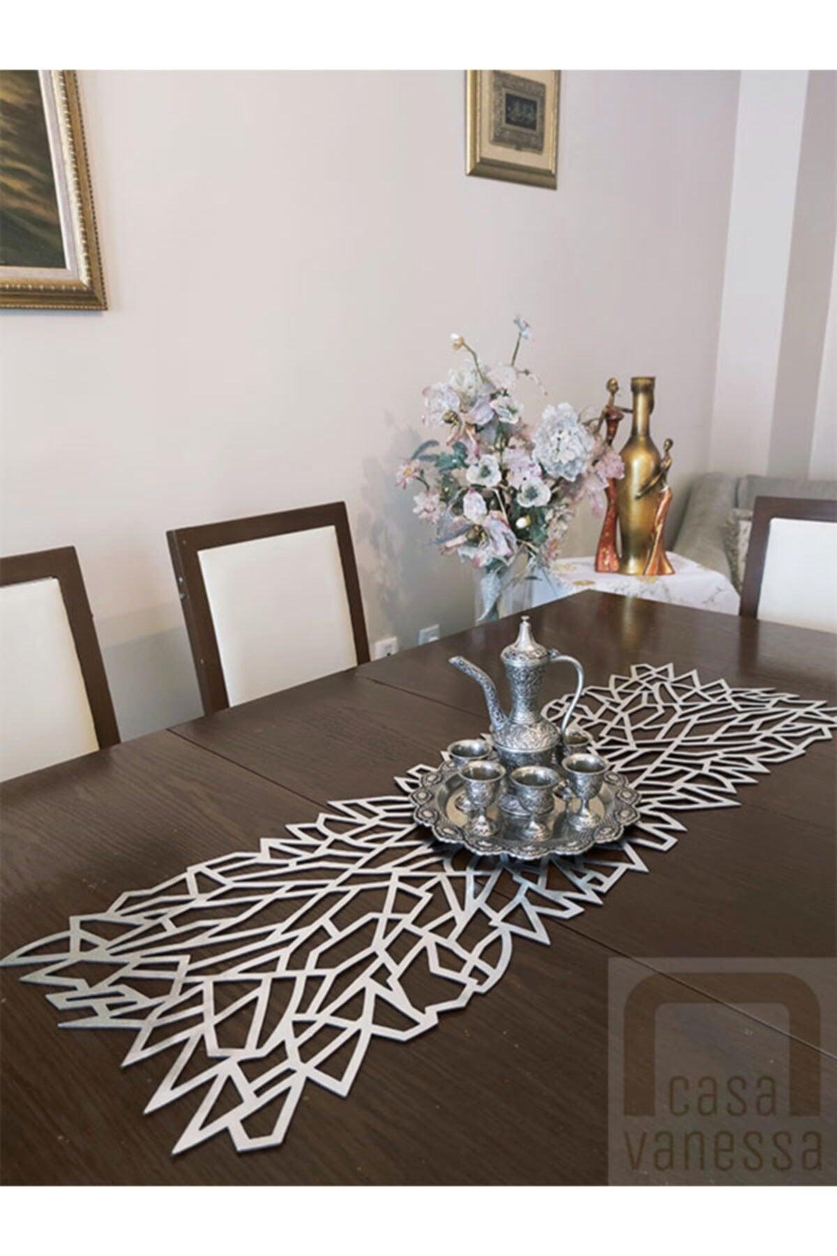 Leaf Leather Runner (33X100) (SILVER) - Swordslife