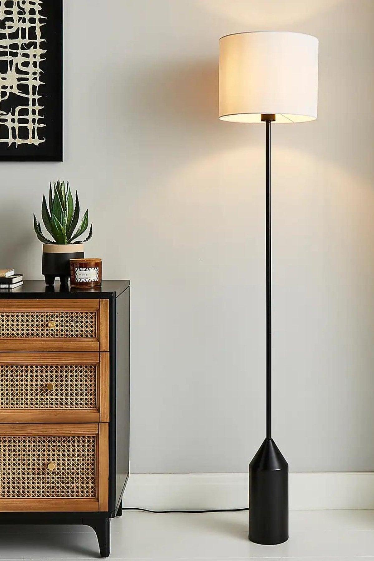 Lmd-it01 Black Metal Floor Lamp - Swordslife