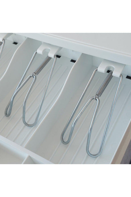 11 Eyes Manual Opening With Metal Latch