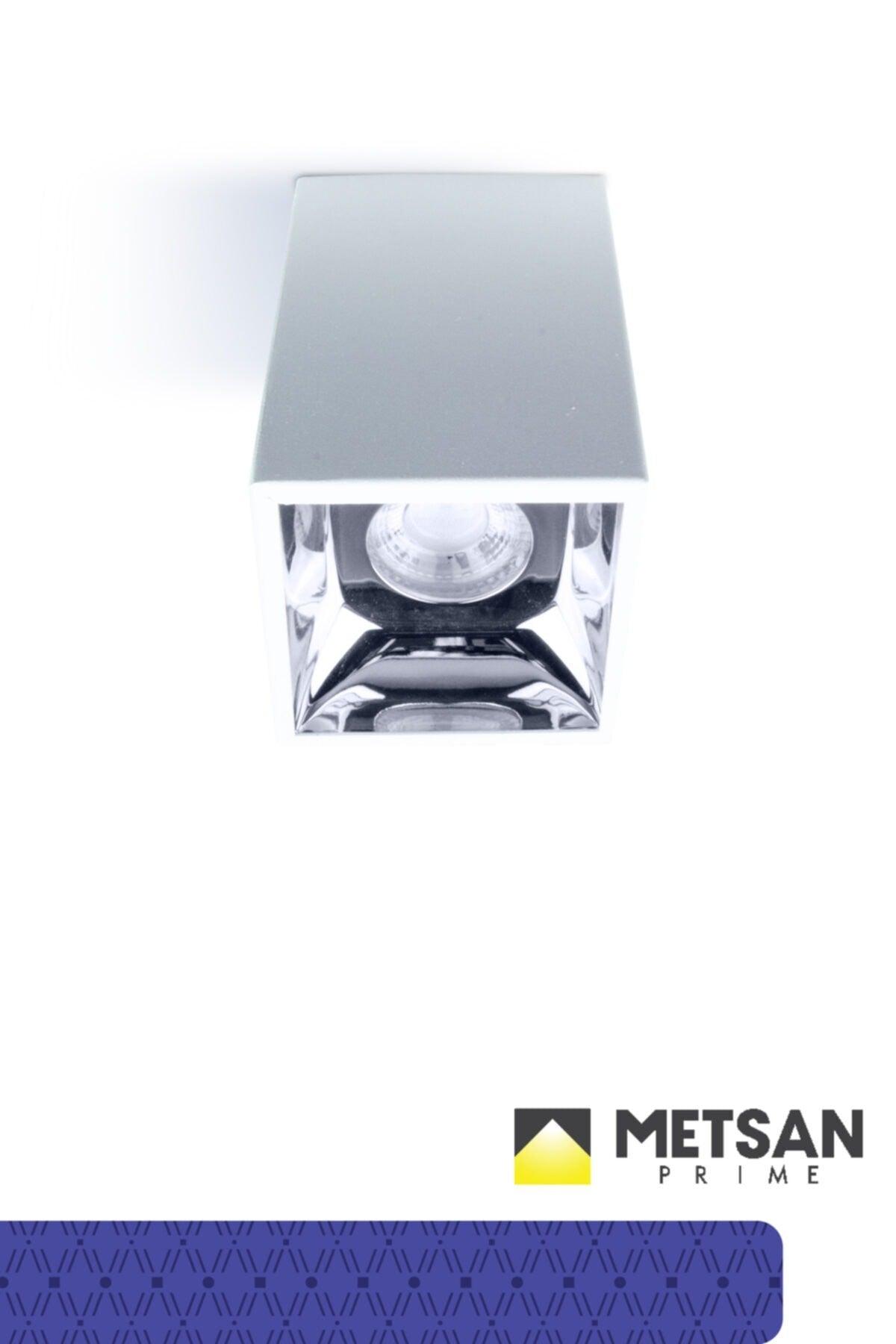 Surface Mounted Platinum Plated Reflector Spot