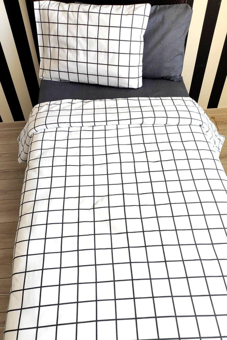 Checkered White Teenager Elastic Bed Linen Single