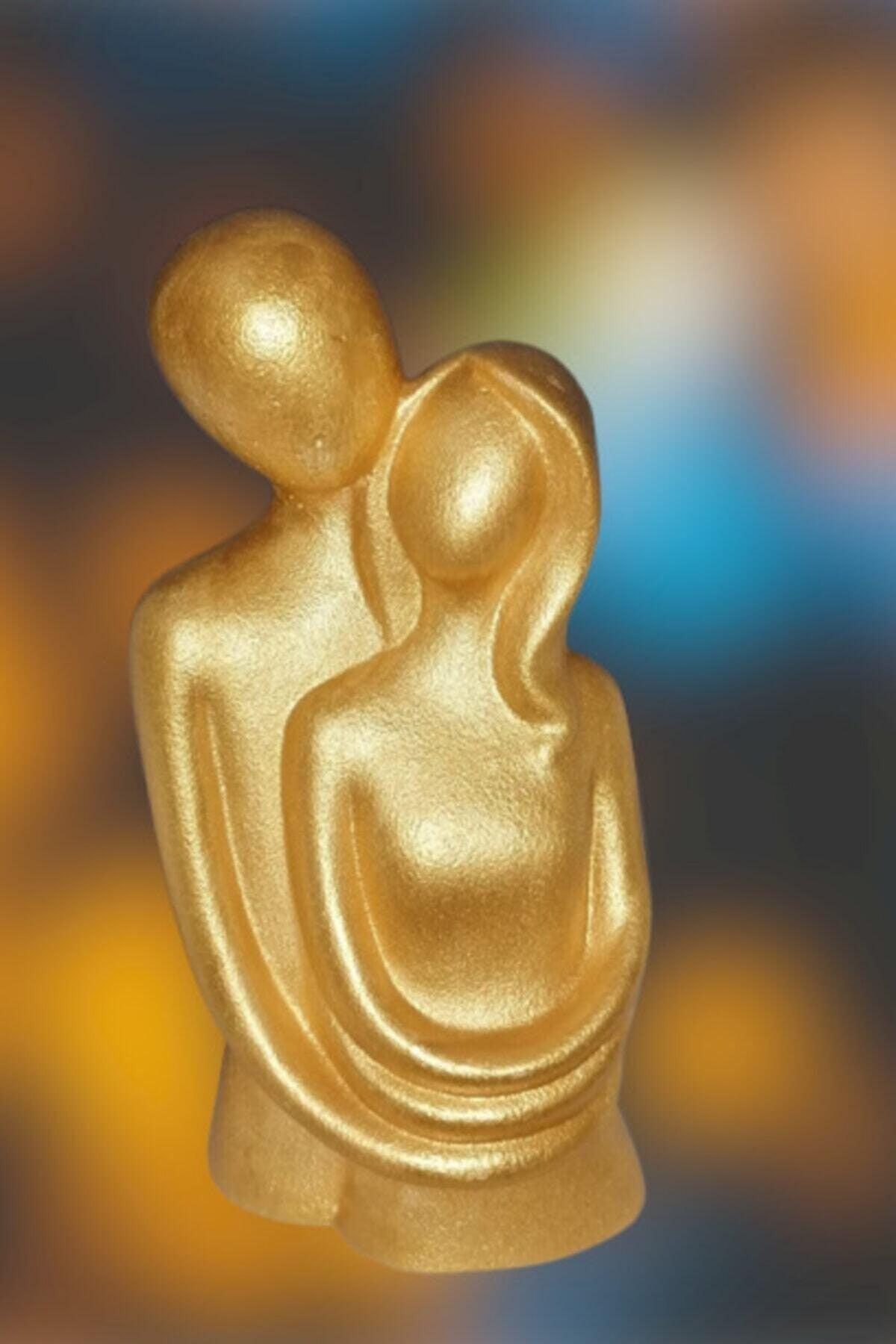 Hugging Couple Gold Trinket / Statue / Bust - Swordslife