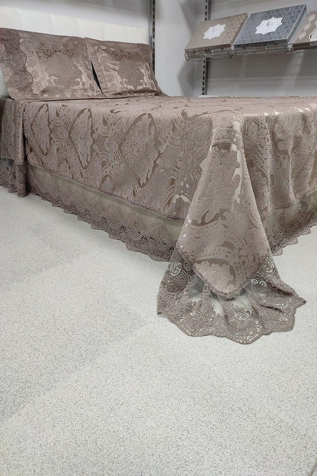 Vendy Double French Cort Lace Chenille Bedspread (260x260) (coffee) - Swordslife