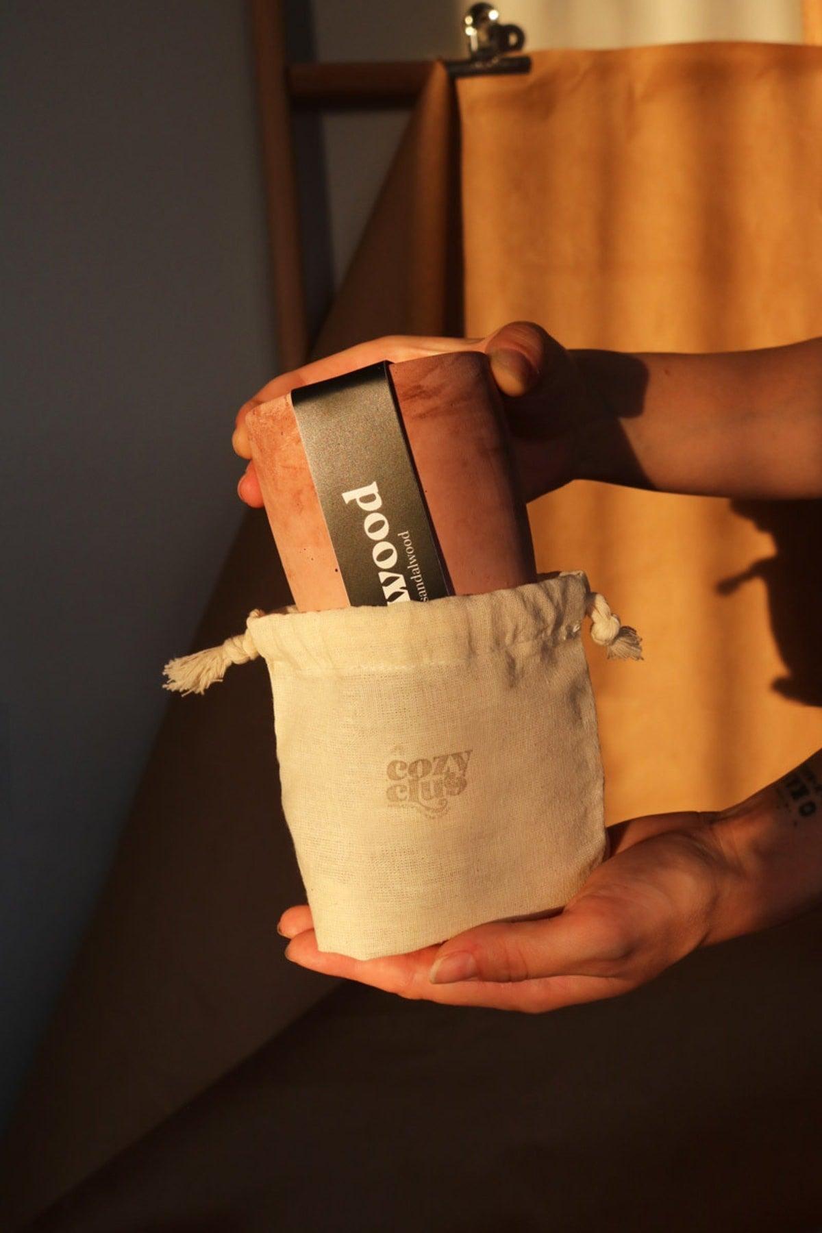 wood' Sandalwood Scented Soy Wax with Wood Wick in Decorative Concrete Container - Swordslife